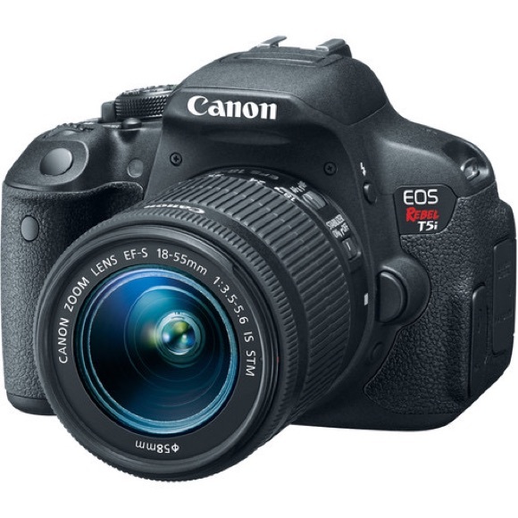 Canon EOS Rebel T5i Camera with 18-55mm Lens Video Creator Kit